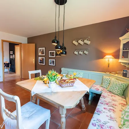 Ferienwohnung Lois ***** * Eggstätt