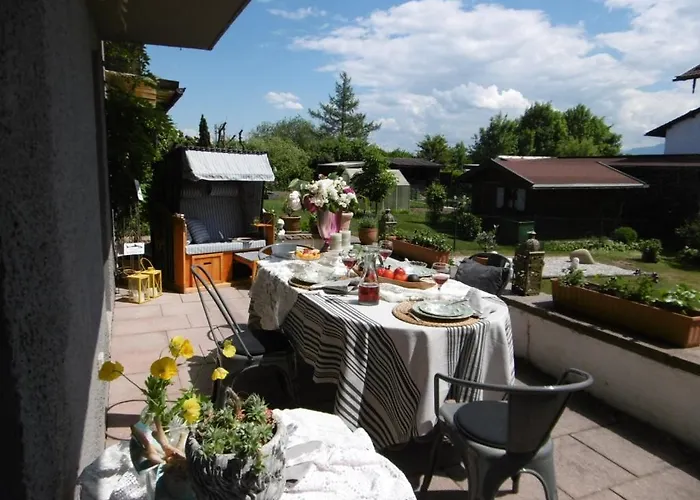 Daire Ferienwohnung Lois ***** *